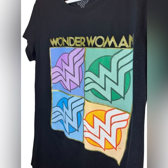 💥Wonder Woman Kids' Black Graphic Tee 10/12 - Picture 3 of 4